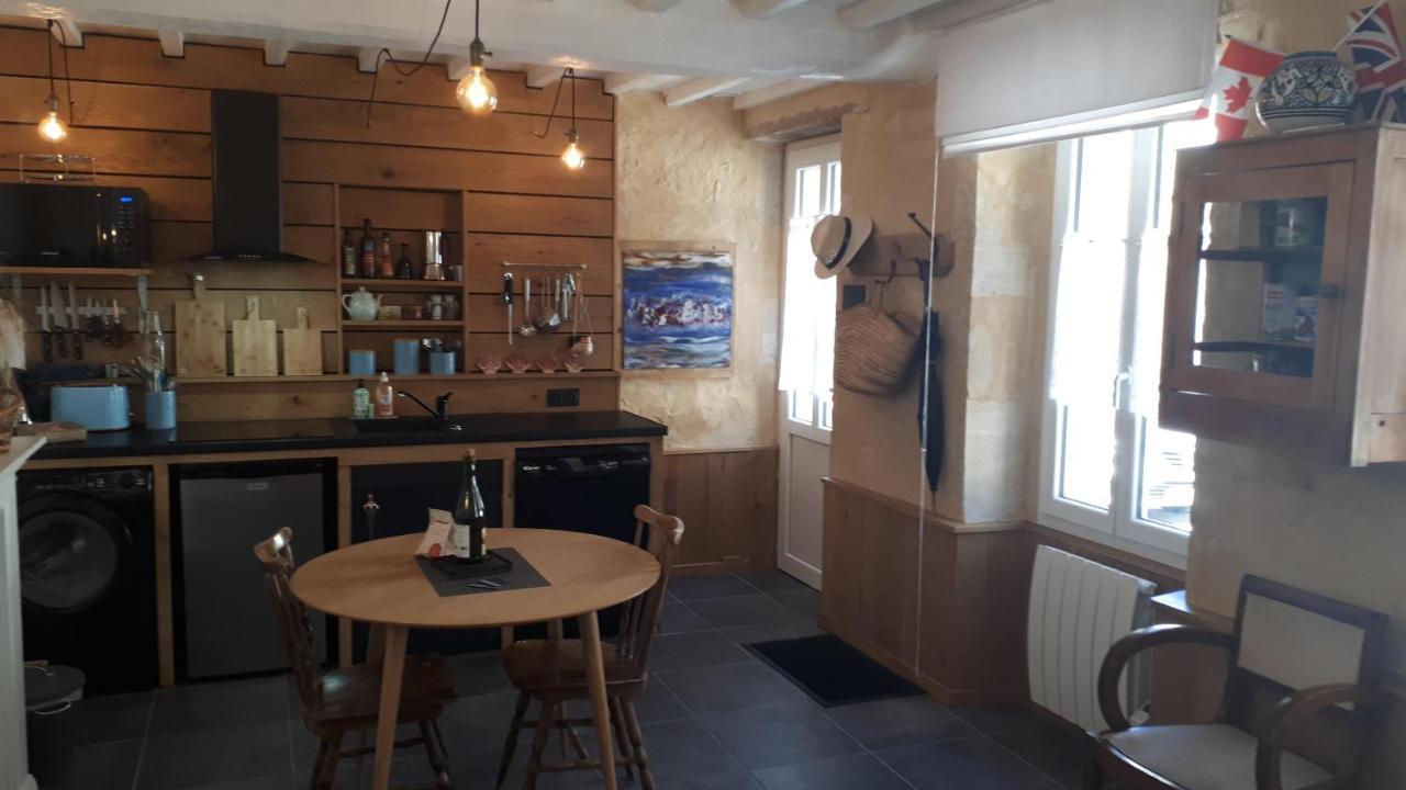 Maison Camille Port-en-Bessin-Huppain Exteriör bild