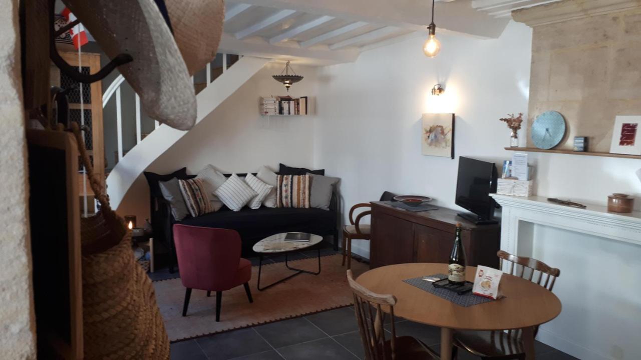 Maison Camille Port-en-Bessin-Huppain Exteriör bild